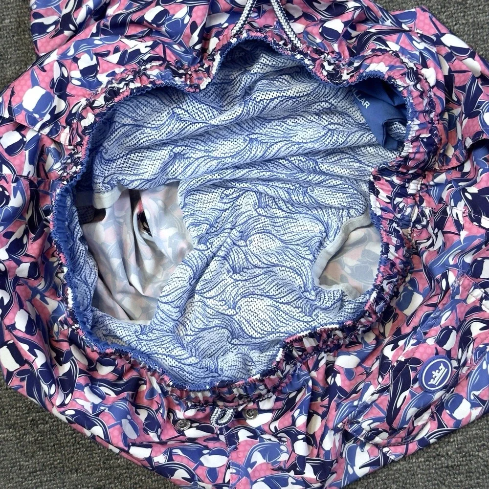 Peter Millar Seaside Mens Swim Trunks Medium Pink & Blue Orca Print Beach Surf